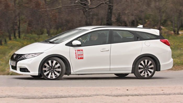 Το μήκος του νέου Civic Tourer είναι αυξημένο κατά 235 χλστ. σε σχέση με εκείνο του hatchback μοντέλου, φτάνοντας στα 4.535 χλστ. 